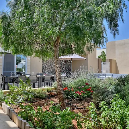 Ta Benna * Għajnsielem