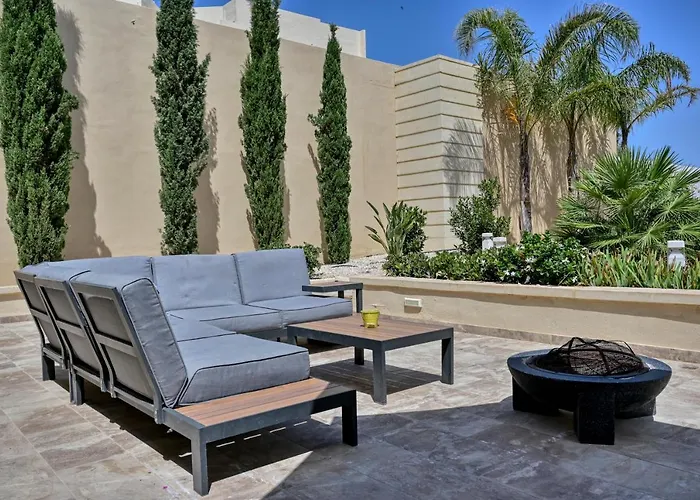 Ta Benna * Għajnsielem