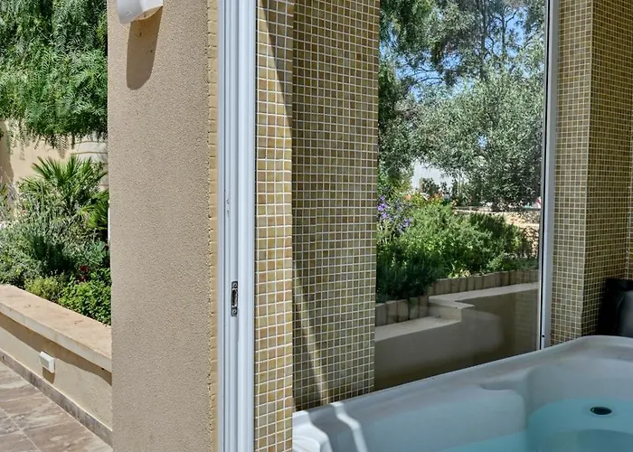 Ta Benna Villa Għajnsielem